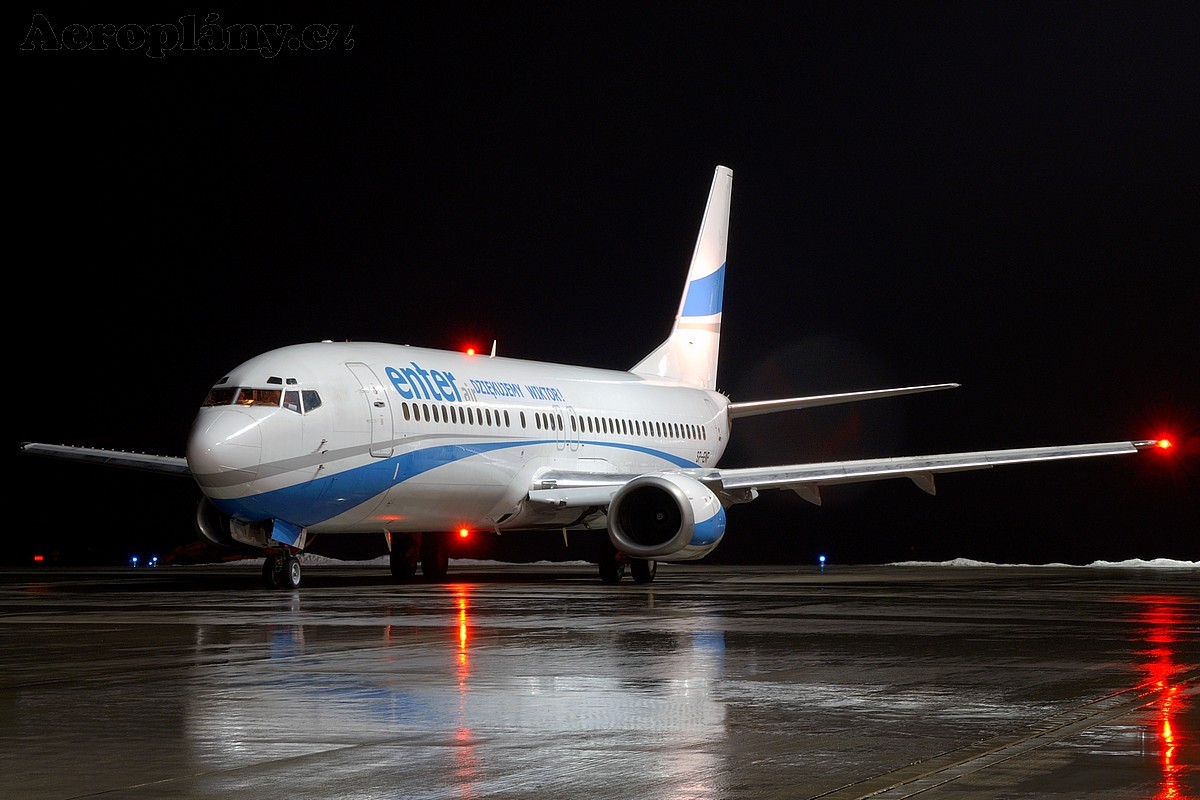 Boeing 737-4C9 - SP-ENF