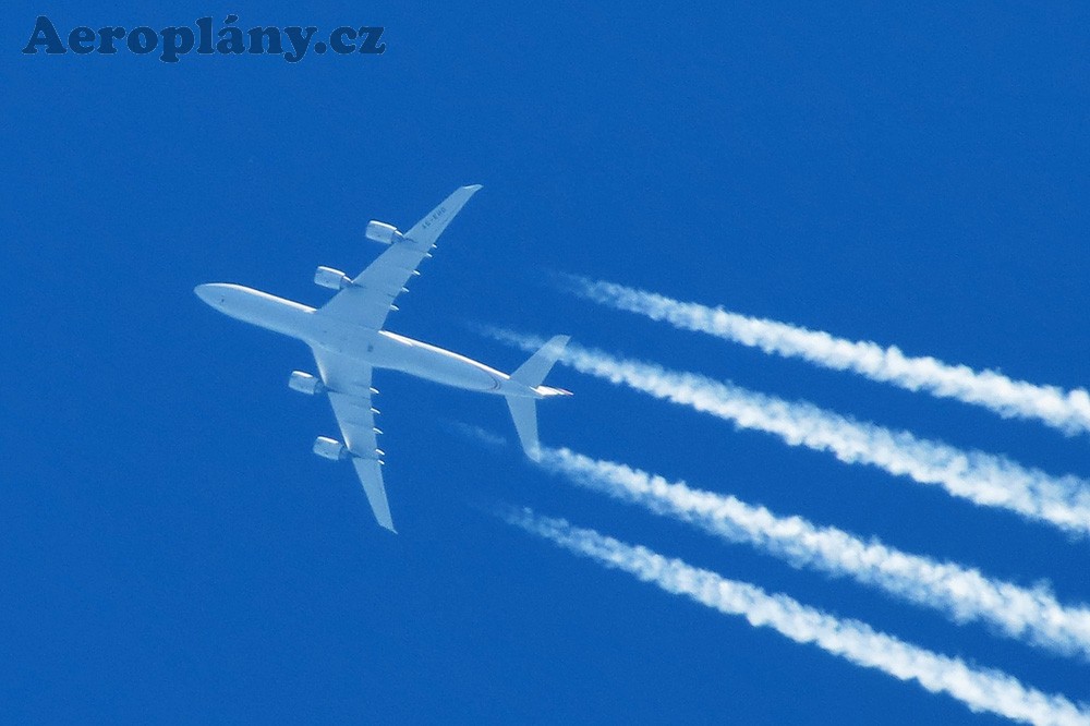 Airbus A340-541 - A6-EHD