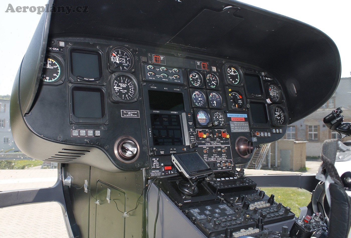 Kokpit Eurocopter EC135T1 OK-DSA