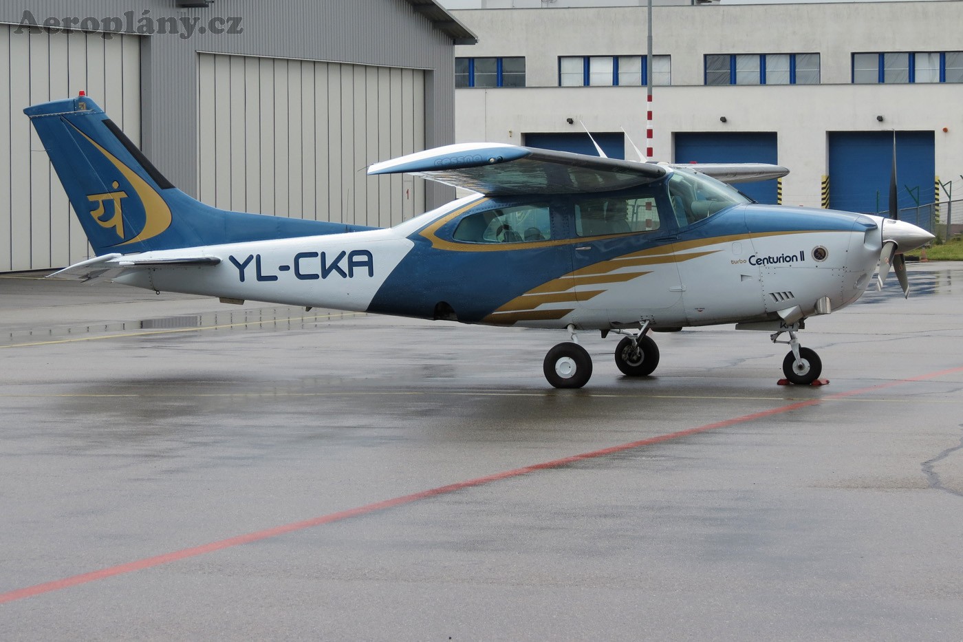 Cessna T210L Turbo Centurion II - YL-CKA