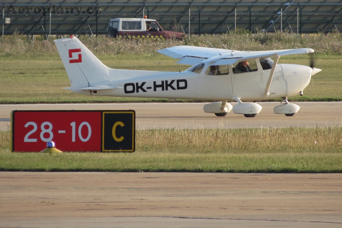Cessna 172N - OK-HKD