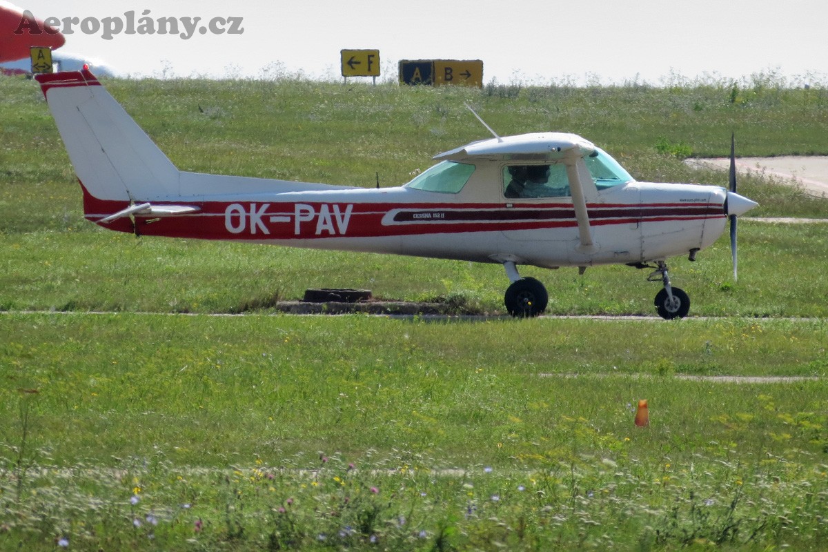 Cessna 152 II - OK-PAV
