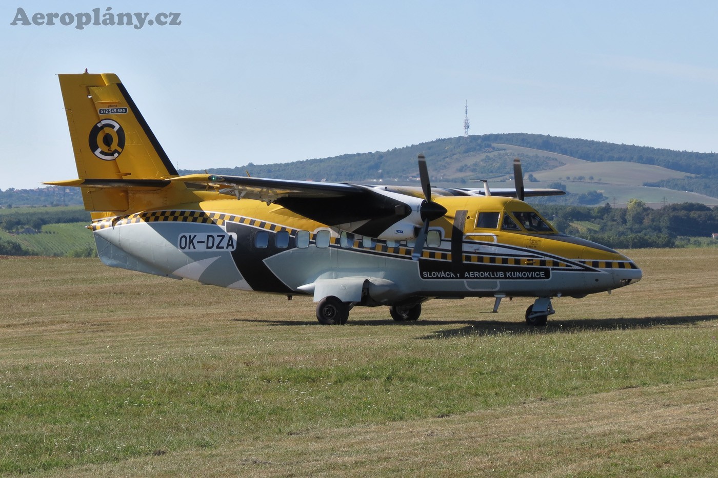 Let L-410MA Turbolet - OK-DZA