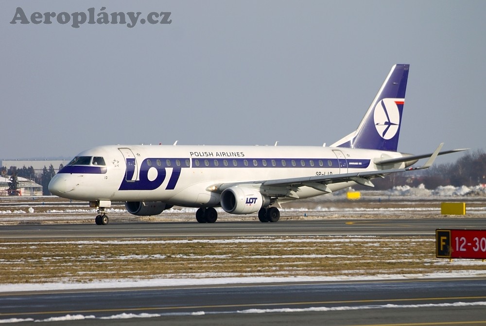 LOT - Polish Airlines / Polskie Linie Lotnicze