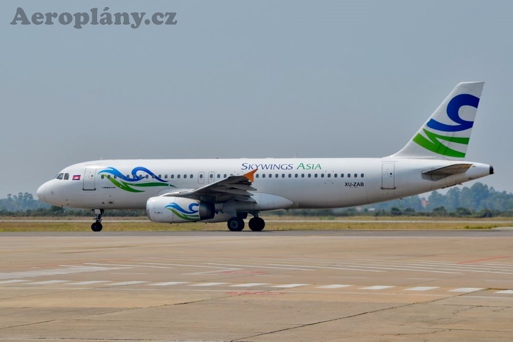 Airbus A 320-231 - XU-ZAB