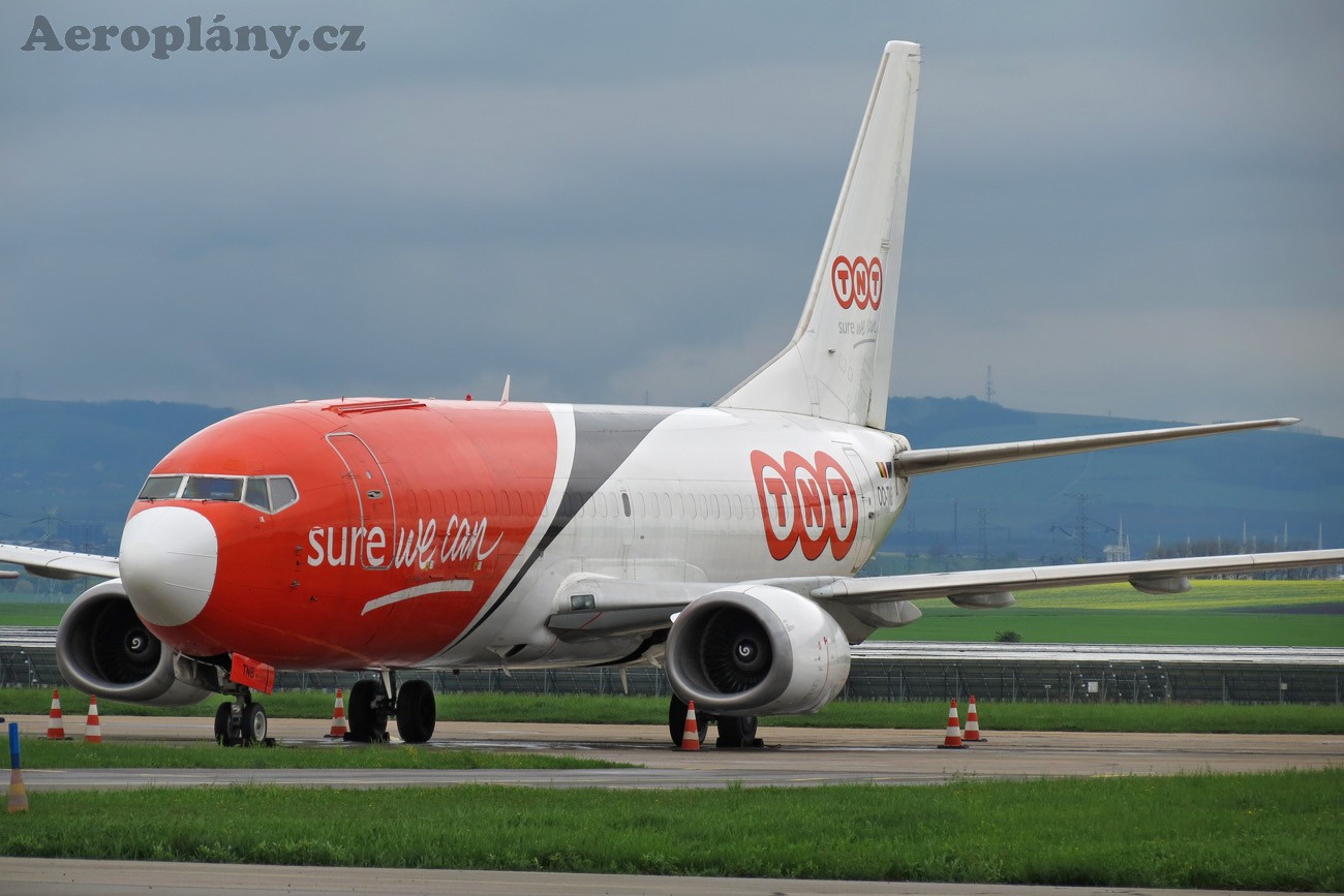 Boeing 737-3T0(SF) - OO-TNB