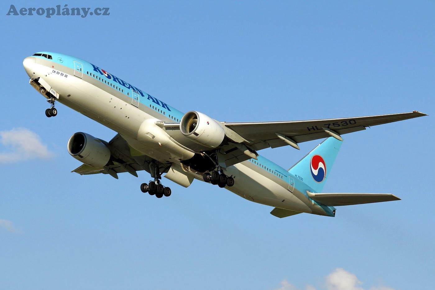 Boeing B777-2B5/ER - HL7530