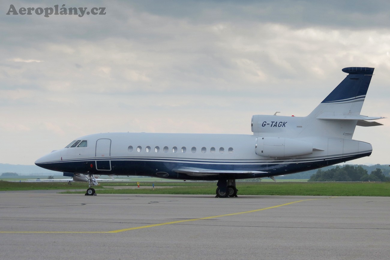 Dassault Falcon 900DX - G-TAGK
