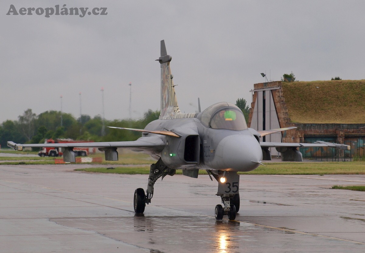 Saab JAS-39C Gripen - 9235