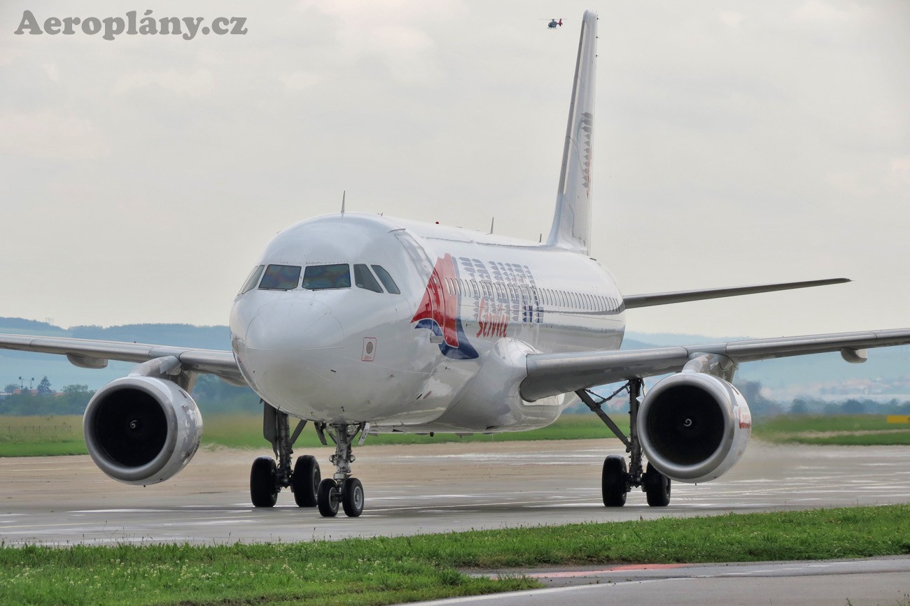 Airbus A320-214 - YL-LCE