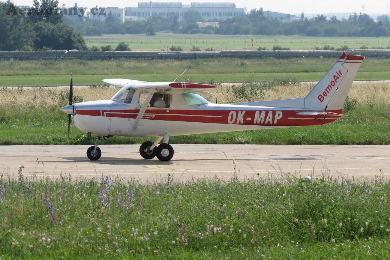 Cessna 150M - OK-MAP