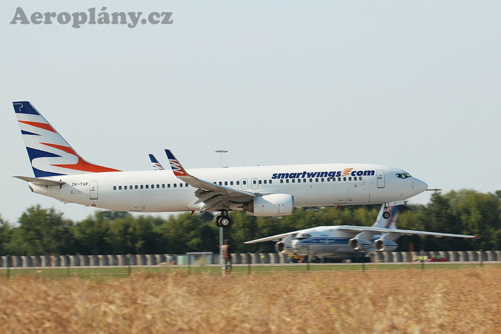 B737-800 Smartwings landing at Pardubice