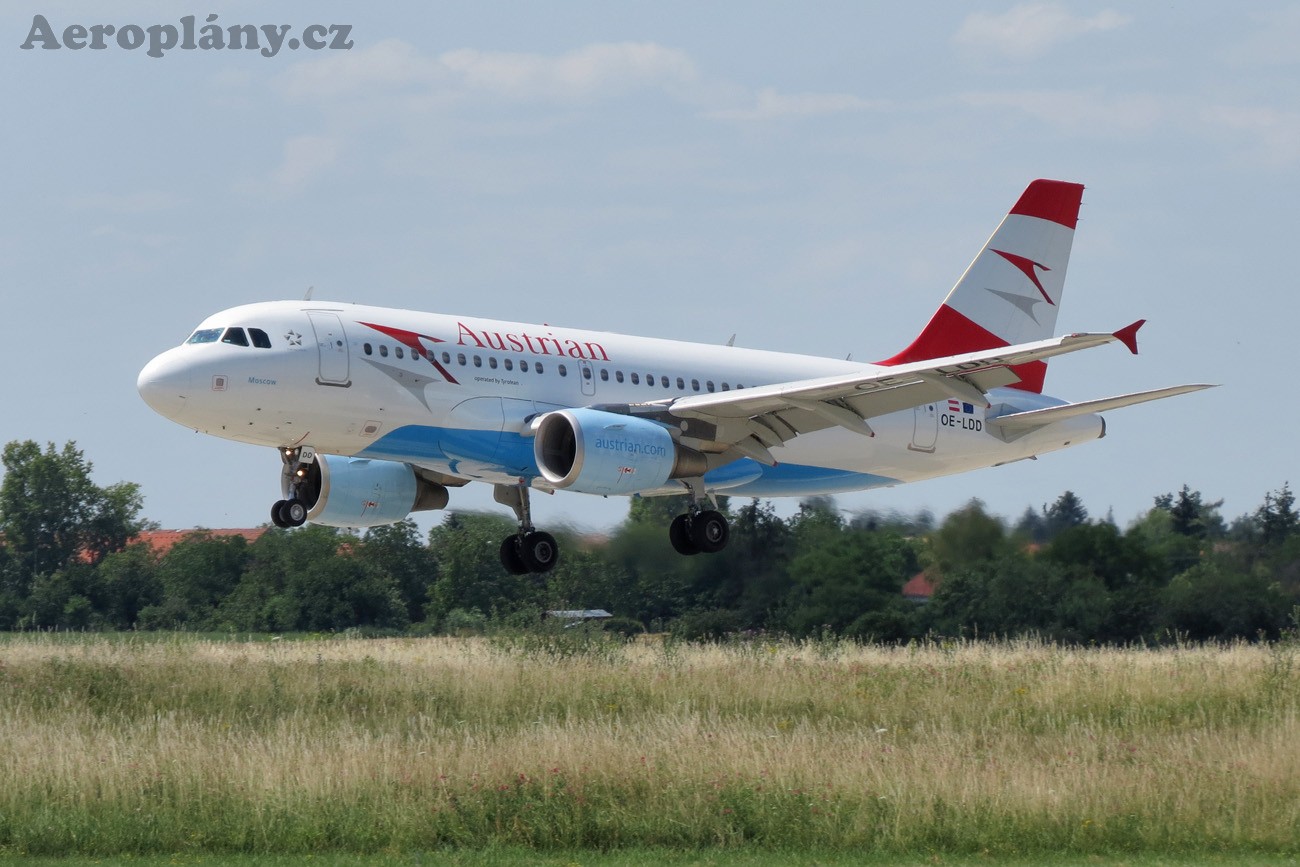 Airbus A319-112 - OE-LDD