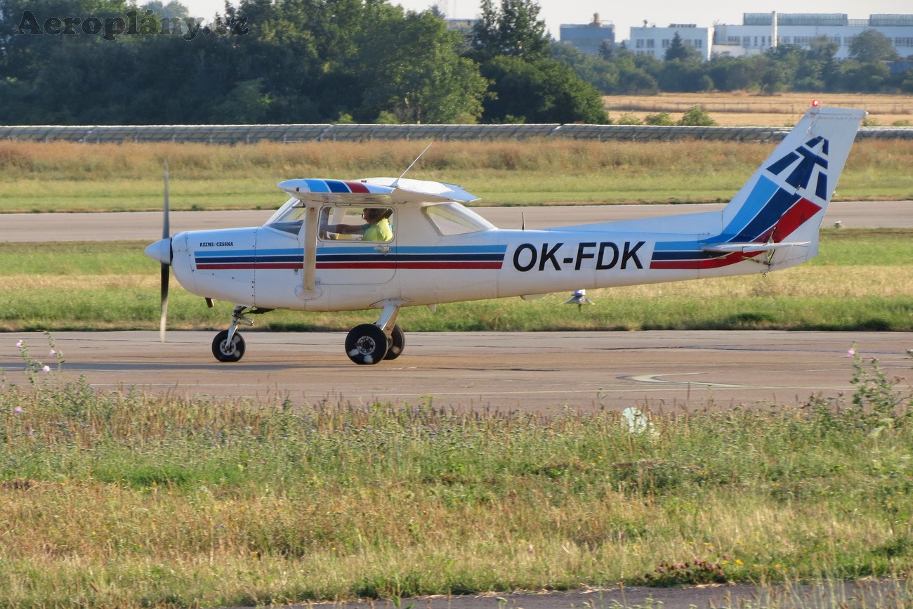 Cessna F-152 - OK-FDK