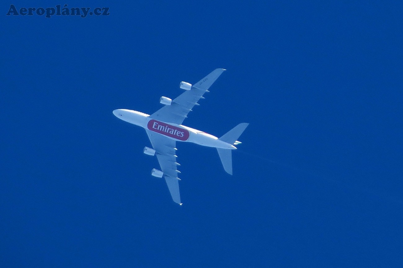 Airbus A380-861 - A6-EDQ 