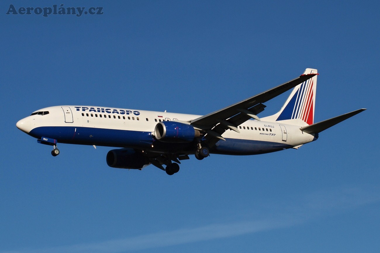 Boeing B737-81Q - EI-RUJ