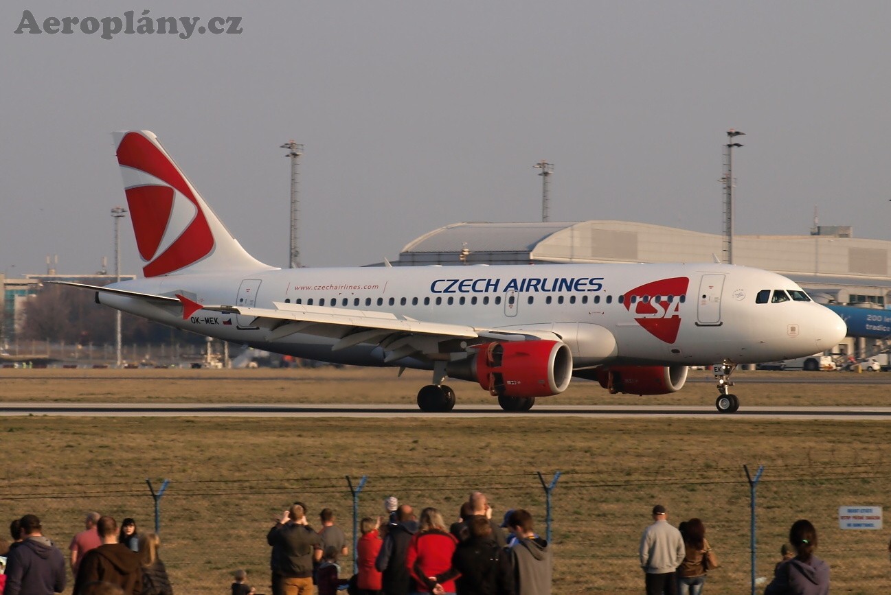 Airbus A319-112 - OK-MEK