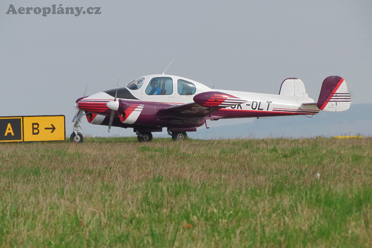 Let L-200A Morava - OK-OLT