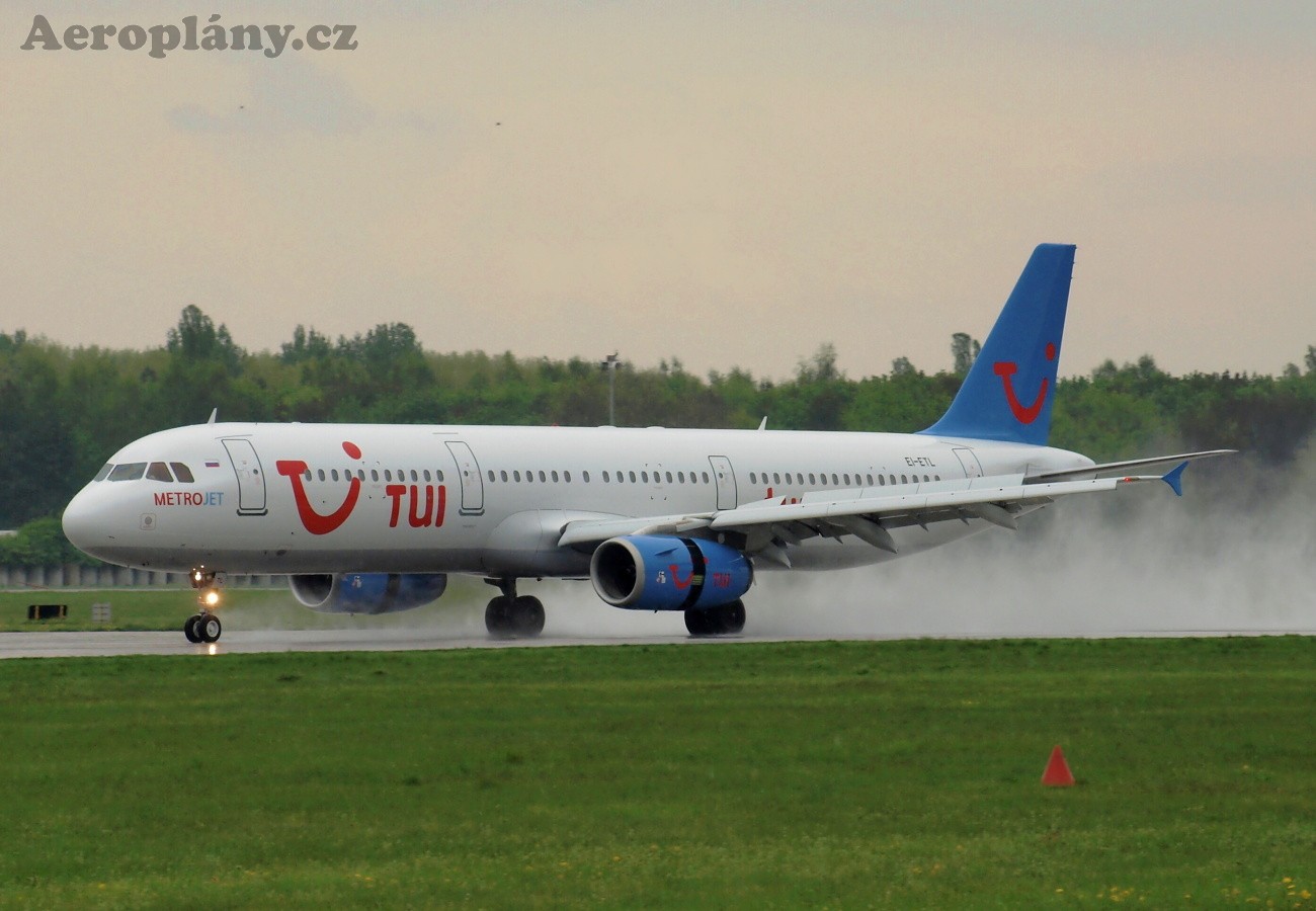 Airbus A321-231 - EI-ETL
