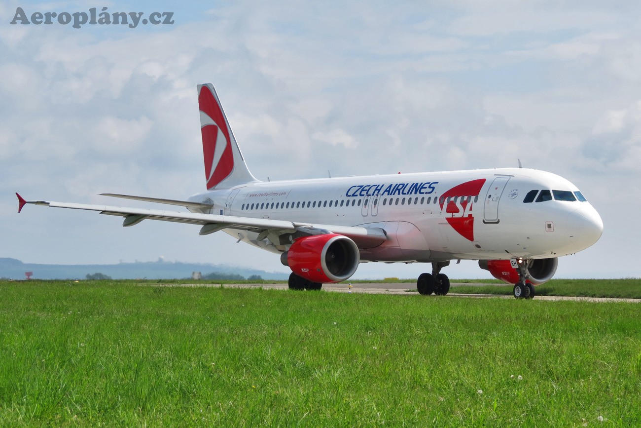Airbus A320-214 - OK-MEH