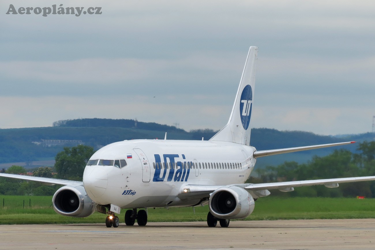 Boeing 737-524 - VQ-BJQ
