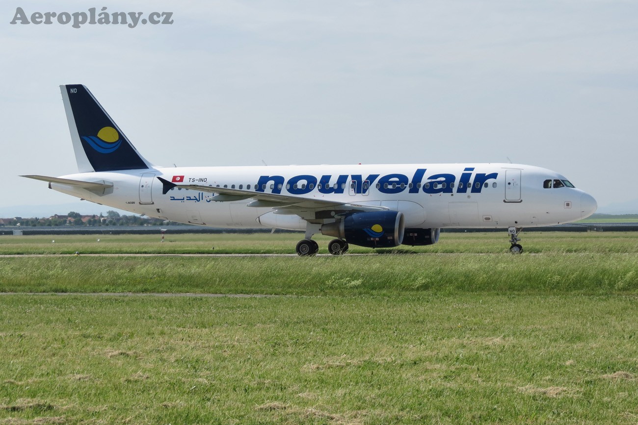 Airbus A320-214 - TS-INO