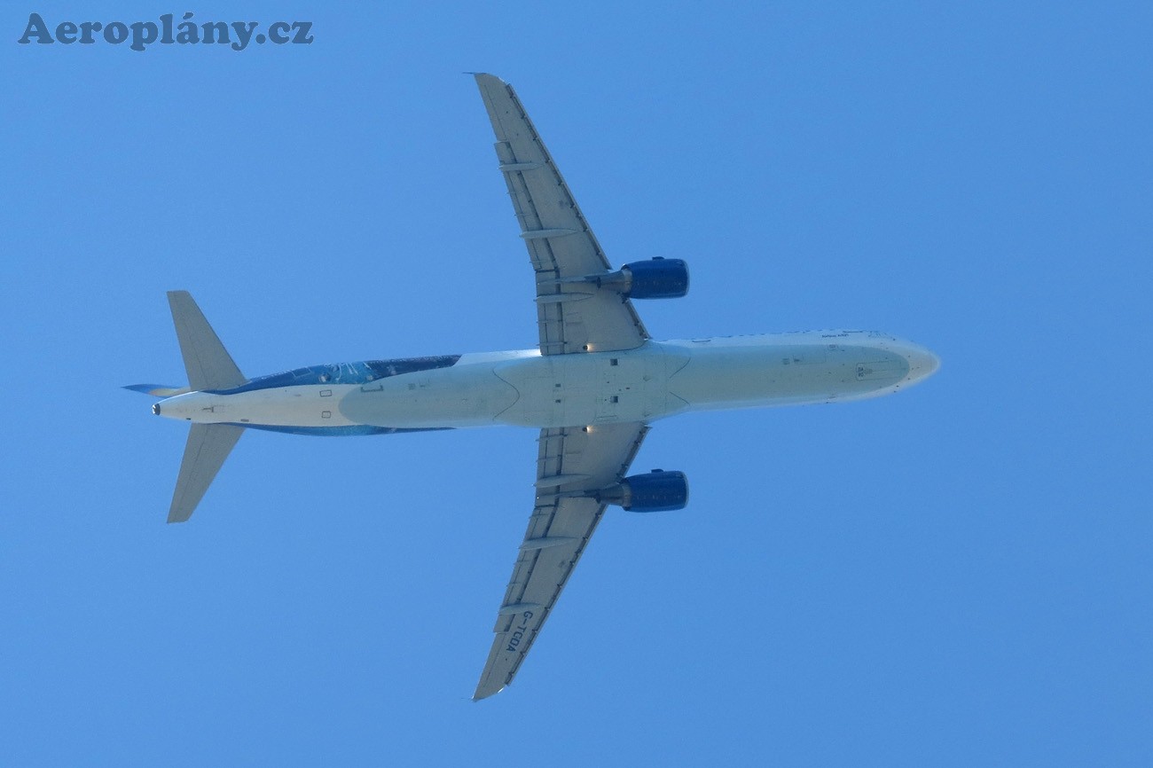 Airbus A321-211 - G-TCDA