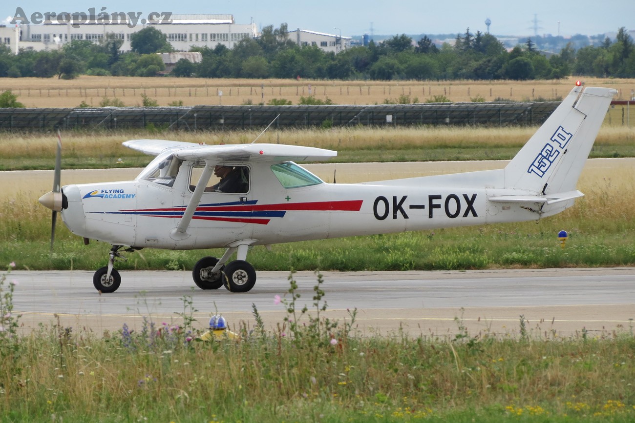 Cessna 152 - OK-FOX