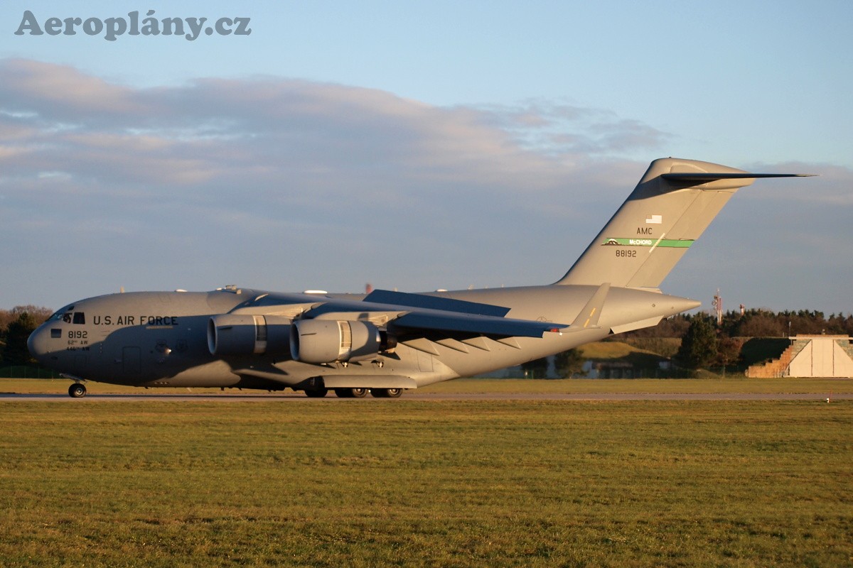 Boeing C-17A Globemaster III - 08-8192