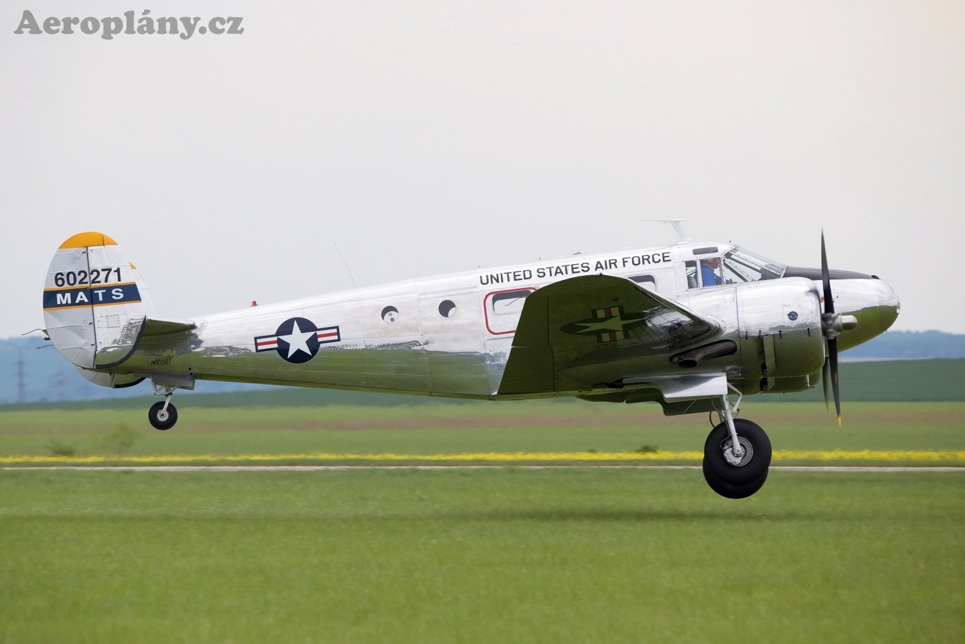 Beech C-45H Expeditor 