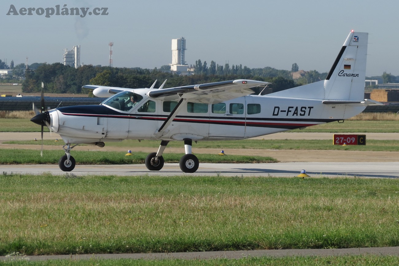 Cessna 208 Caravan I - D-FAST