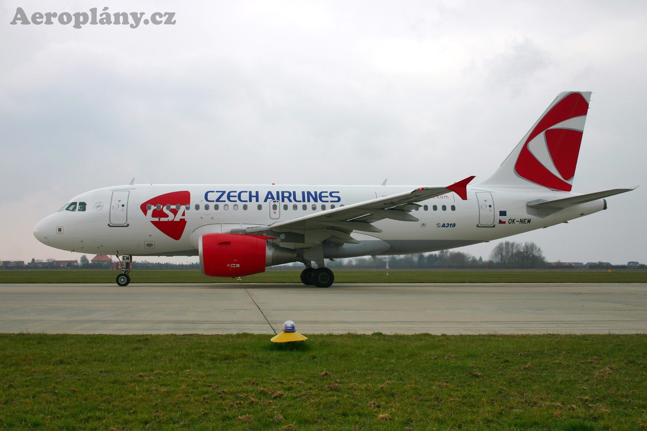 Airbus A319-112 - OK-NEM
