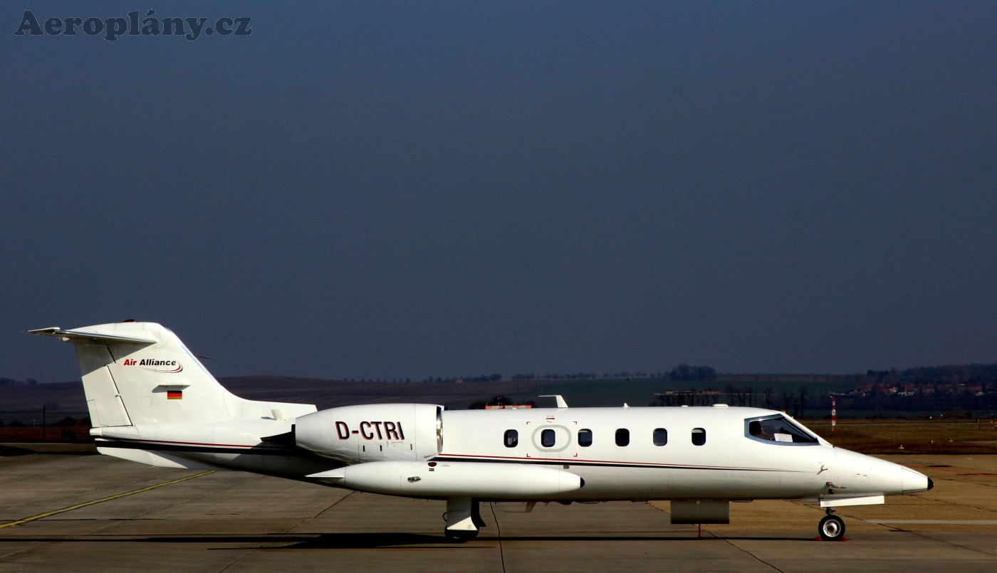 Gates Learjet 35A - D-CTRI