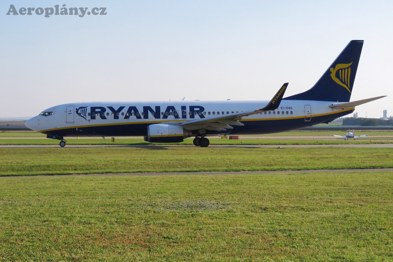 Boeing 737-8AS - EI-DAG