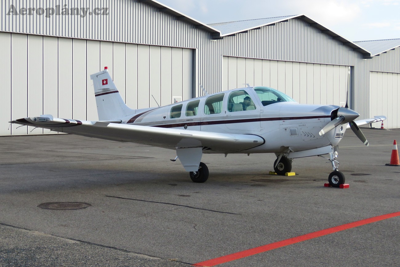 Beech B36TC Bonanza - HB-EJW