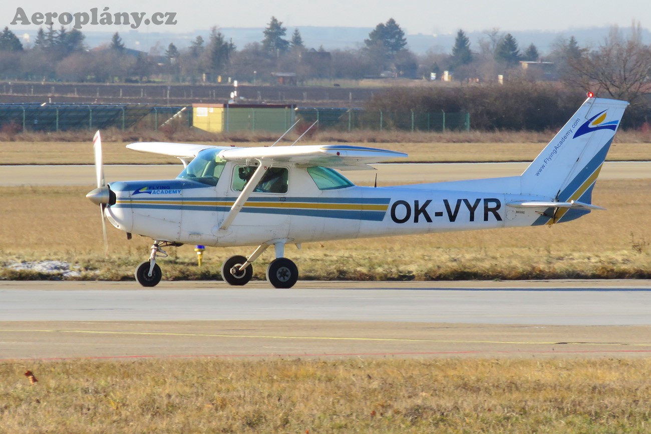 Cessna F-152 - OK-VYR