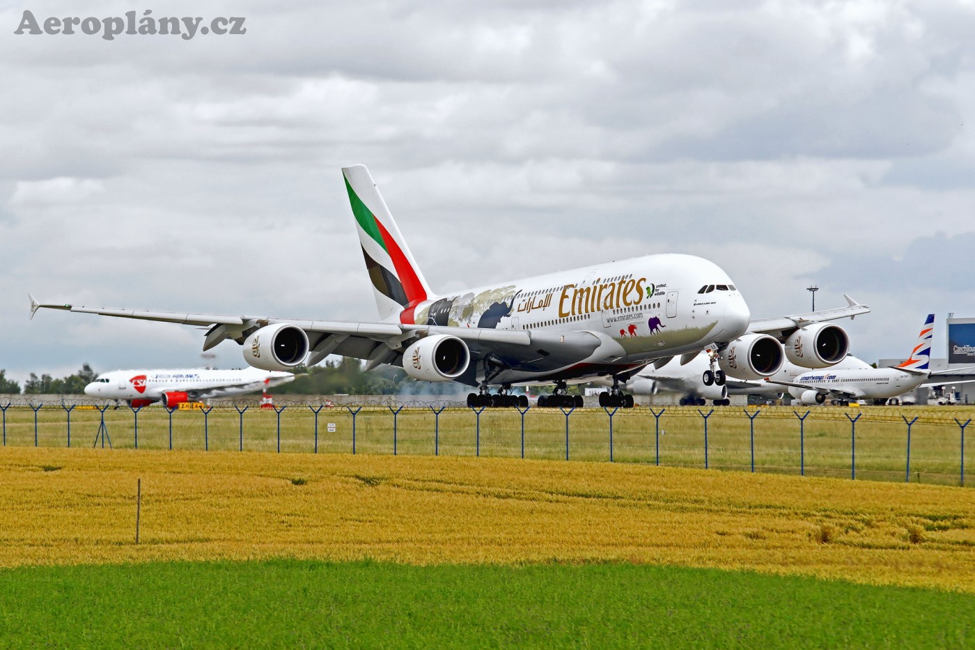 Airbus A380-861 - A6-EER