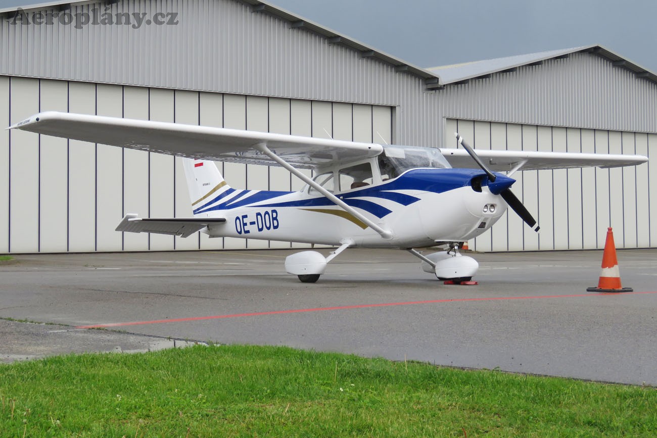 Cessna 172N Skyhawk II - OE-DOB