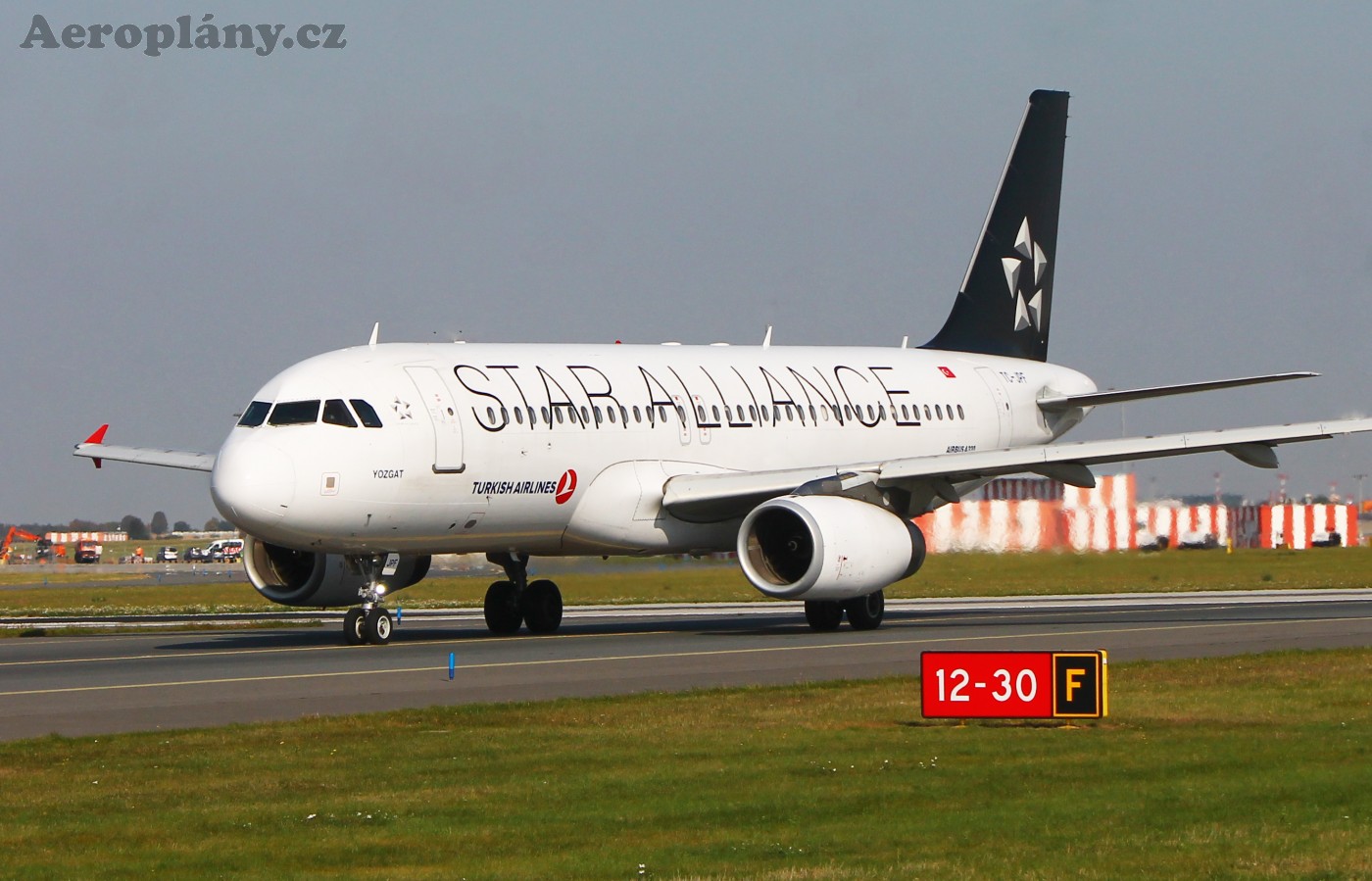 Airbus A320-232