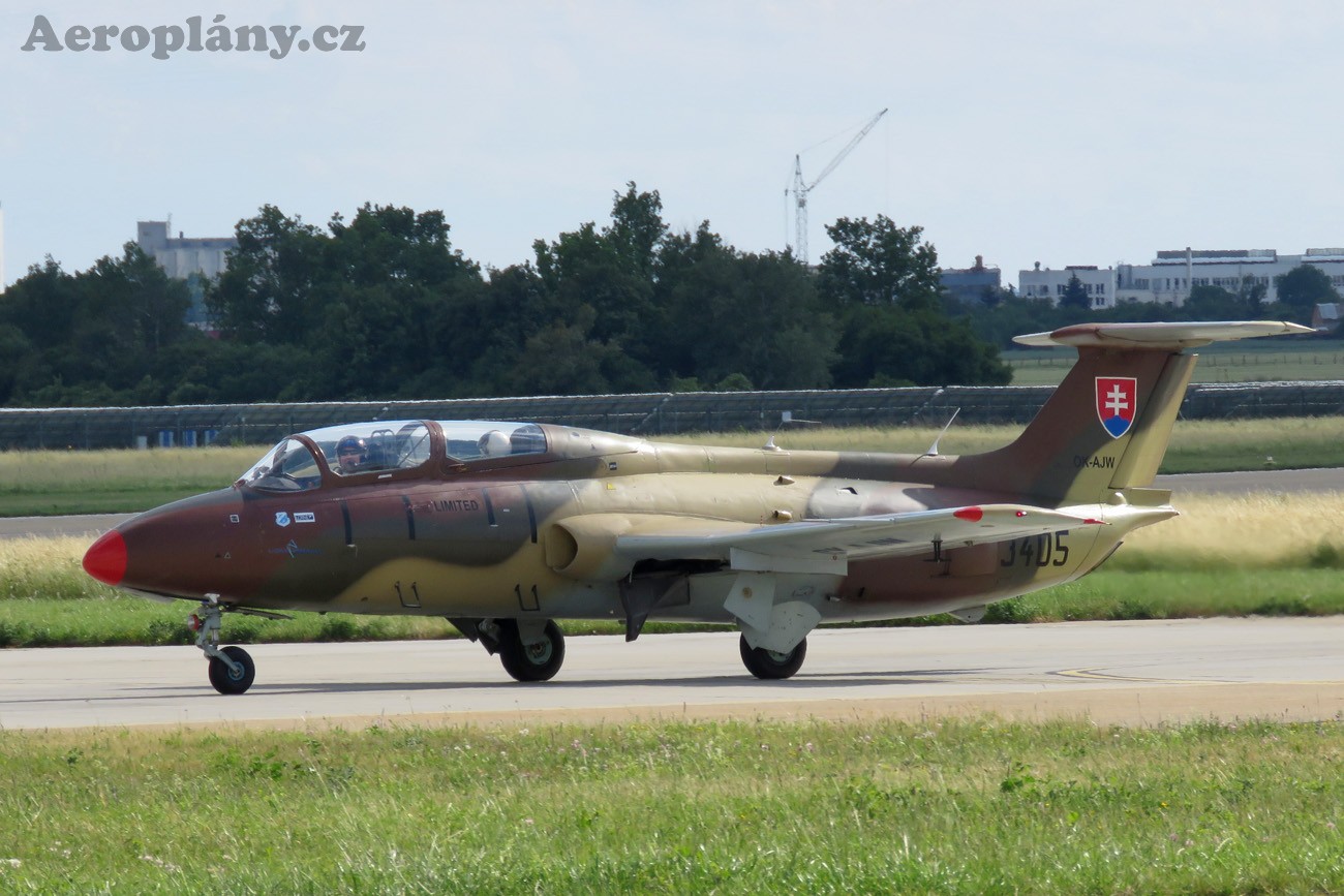 Aero L-29 Delfín - OK-AJW