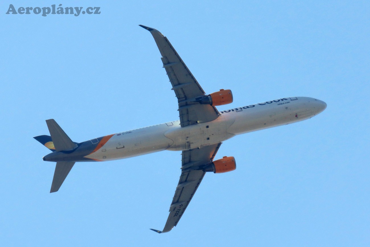 Airbus A321-211 - G-TCDL