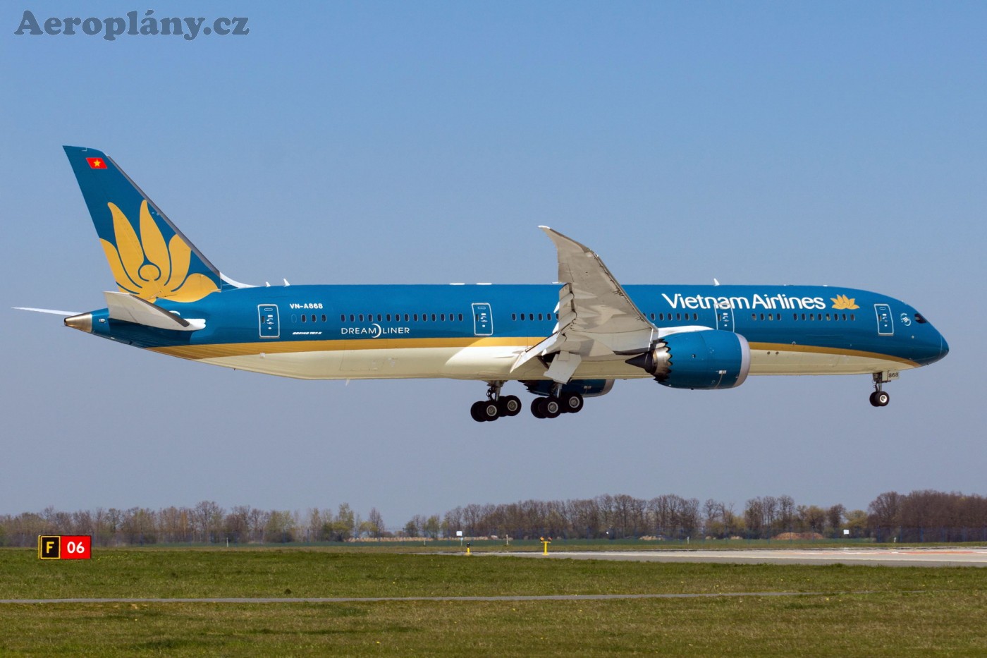 Boeing B787-9 Dreamliner - VN-A868