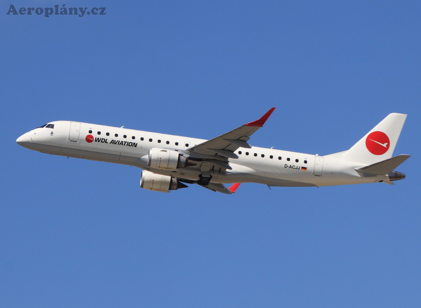 Embraer 190-100LR