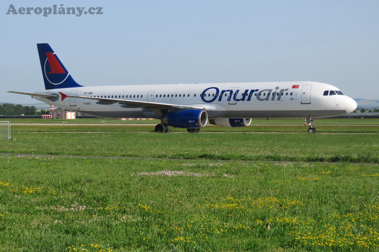 Airbus A321-231 - TC-OBY