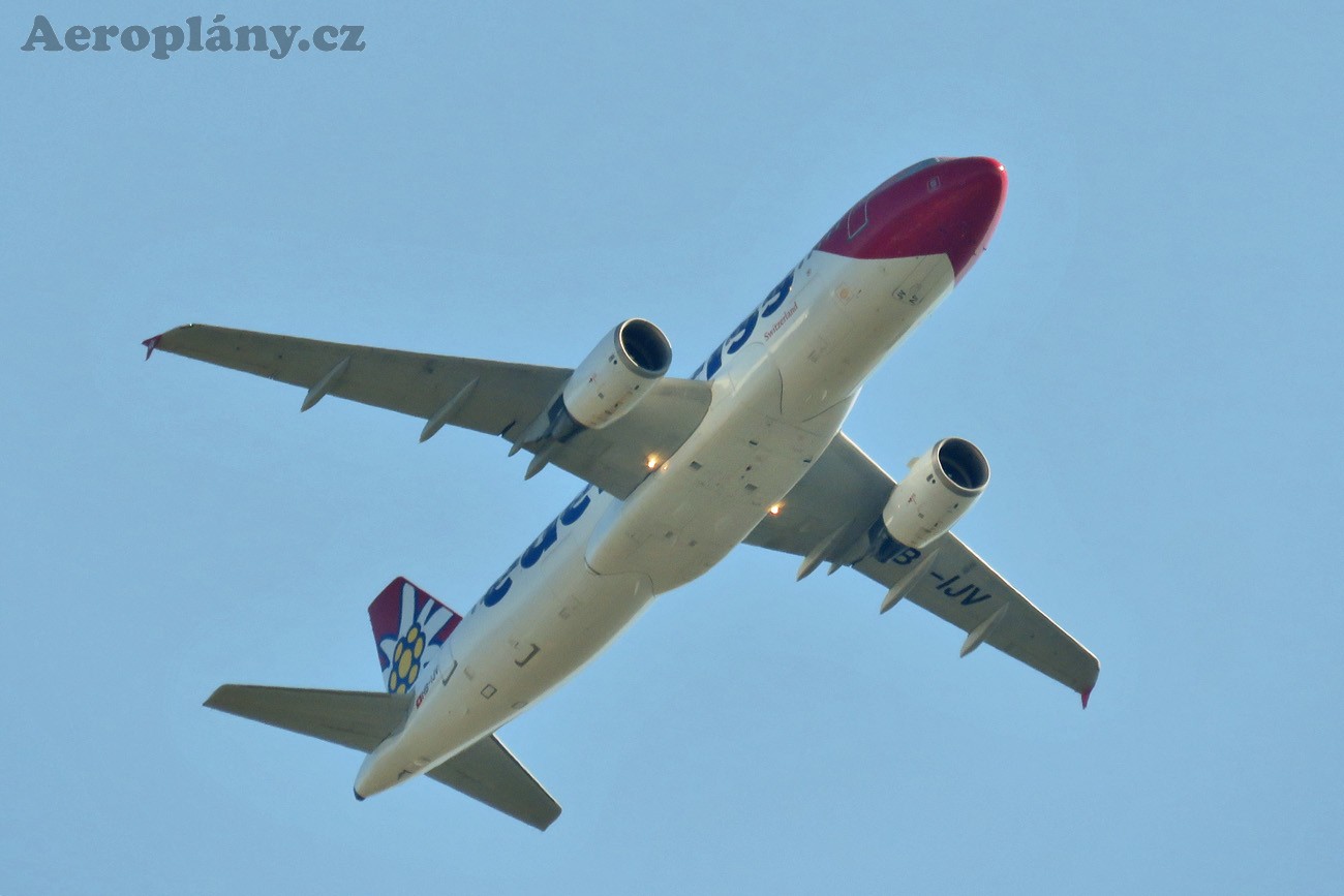 Airbus A320-214 - HB-IJV