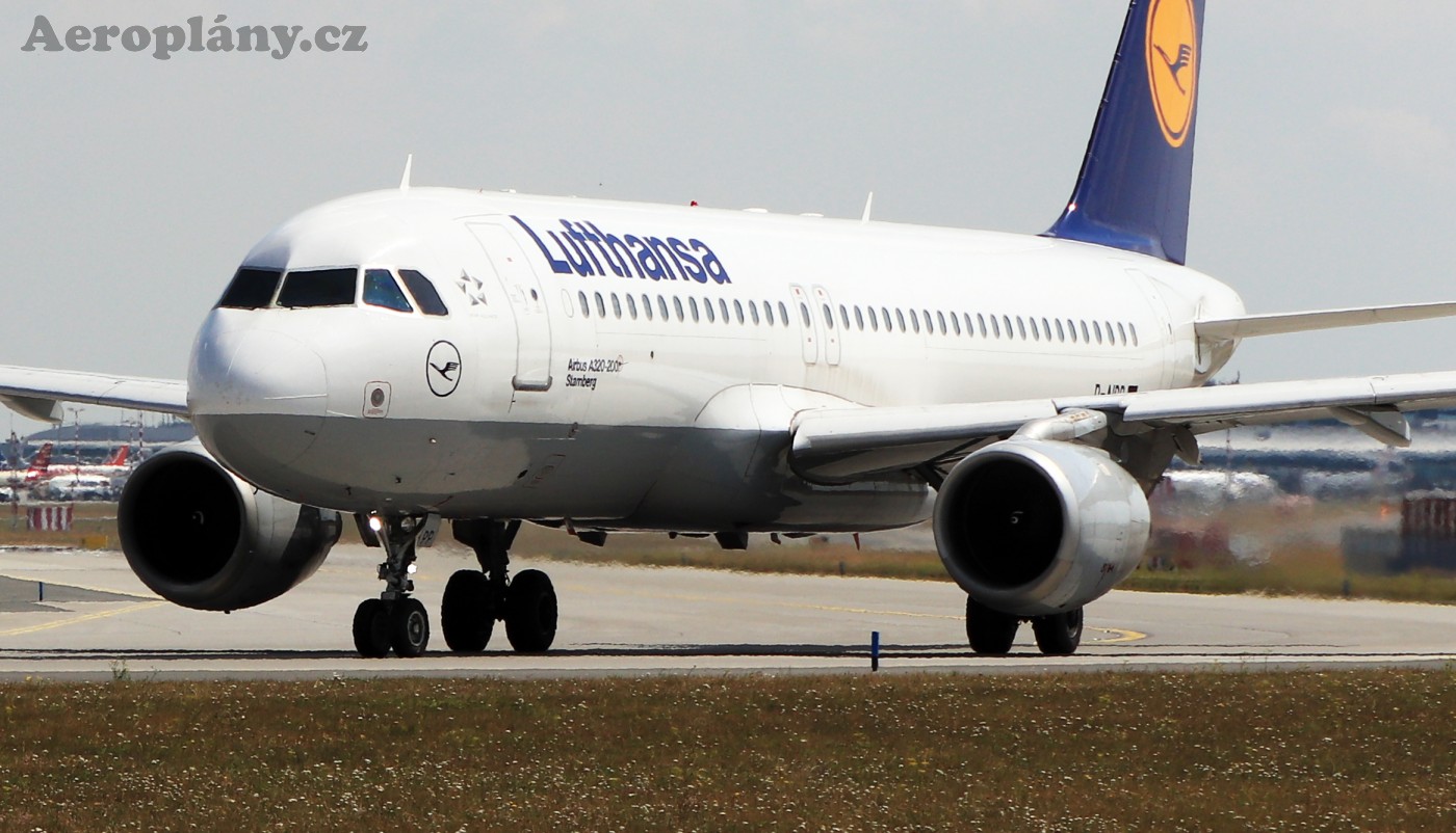 Airbus A320-211