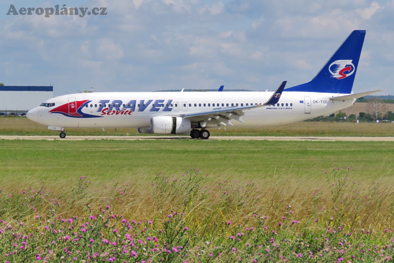 Boeing 737-8Q8 - OK-TSD