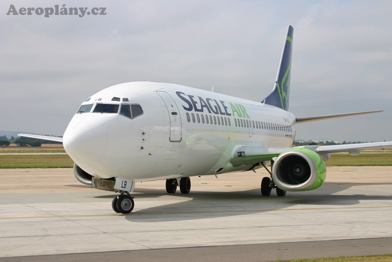 Boeing 737-33A - OM-HLB