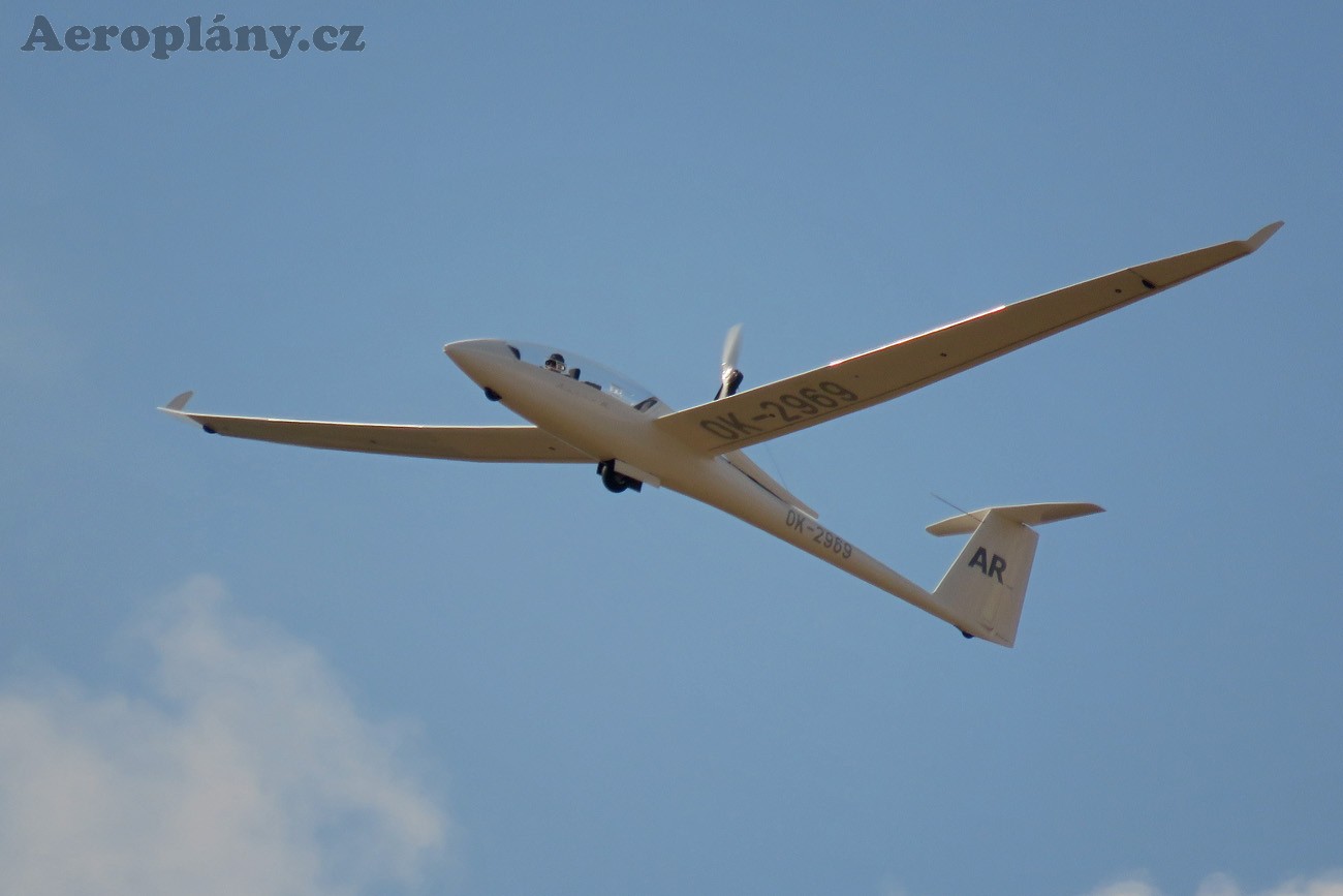Schempp-Hirth Arcus T - OK-2969