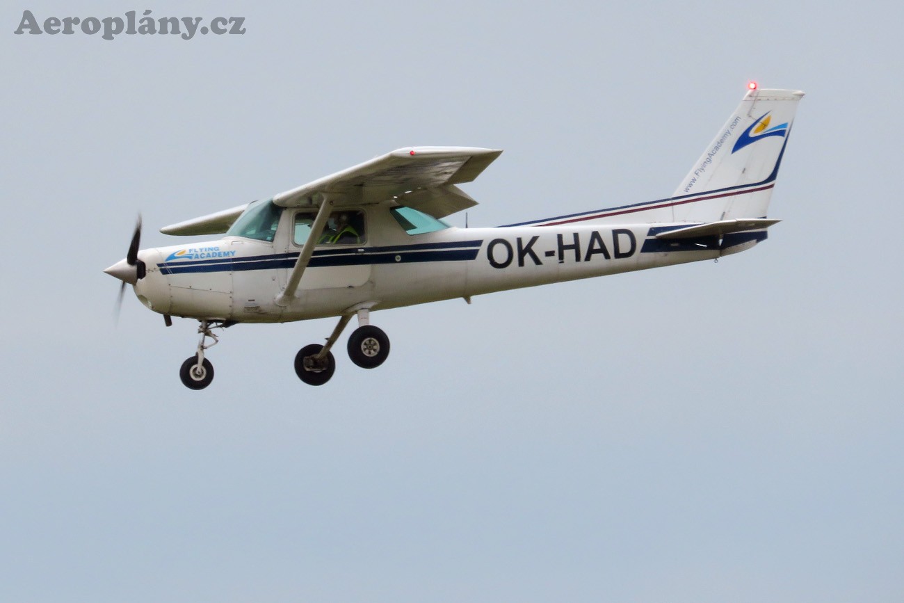Cessna 152 - OK-HAD